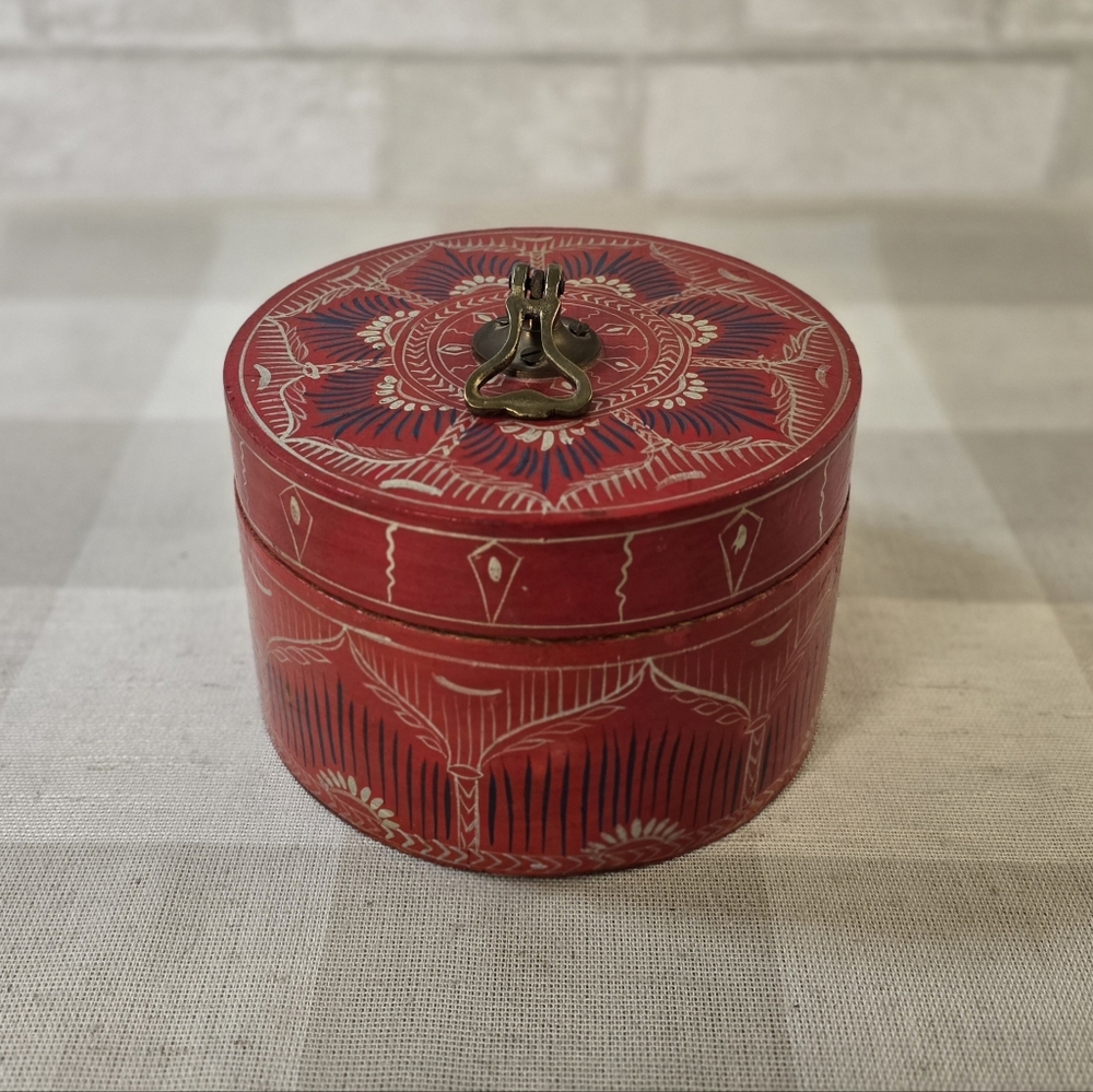 Wooden Round Trinket Jewelry Box Hand Painted Floral Design Thick Made in India